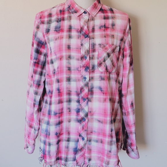 Beachlunchlounge custom button down size large - Picture 1 of 7